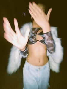 carringtonduvall night walk 🌆 รูป  6