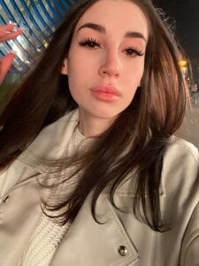 me^ ^ od LaneLove1  3 snímek