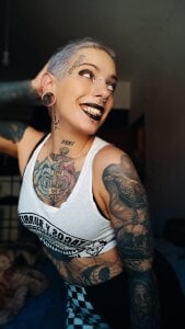 MorenaBlackMoon Public Pic 2