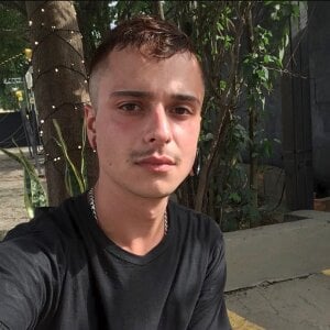 chrisalmeid_ Public Pic 5