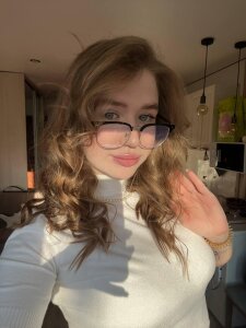 NecoleRemondini Daily Glow Pic 3