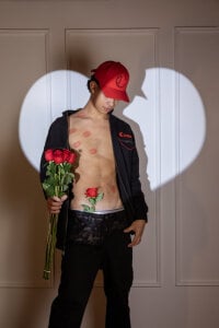 ApoloRicci 💋 Marked by Cupid 💘  2টি ছবি