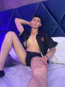 Logan_Woods Public Foto 4