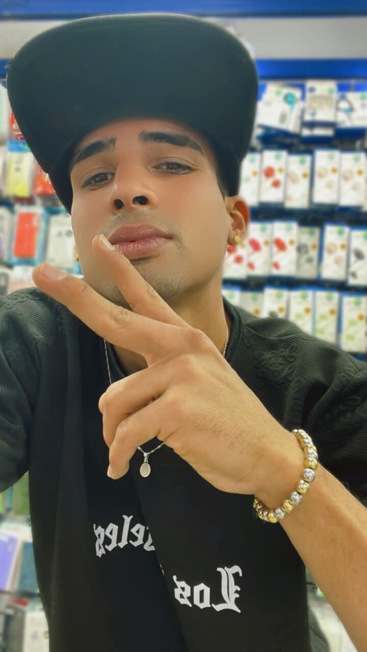 Daniel_026 adlı kullanıcının viral fotoğrafları:  3838