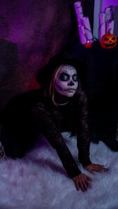 Cuttiealice hallween Pic 2