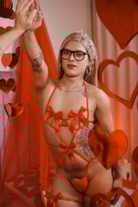 Valentino_moretti HAPPY VALENTINE'S DAY❤️👅 . fénykép