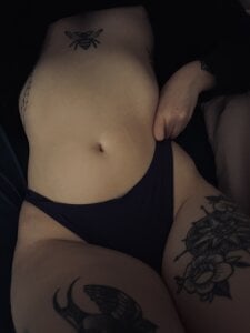 hollymanson Showing Off Pic 6