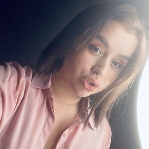 Soft_Lina Public Pic 4