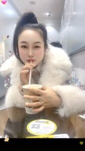 Public de fangfang2026  3 photos