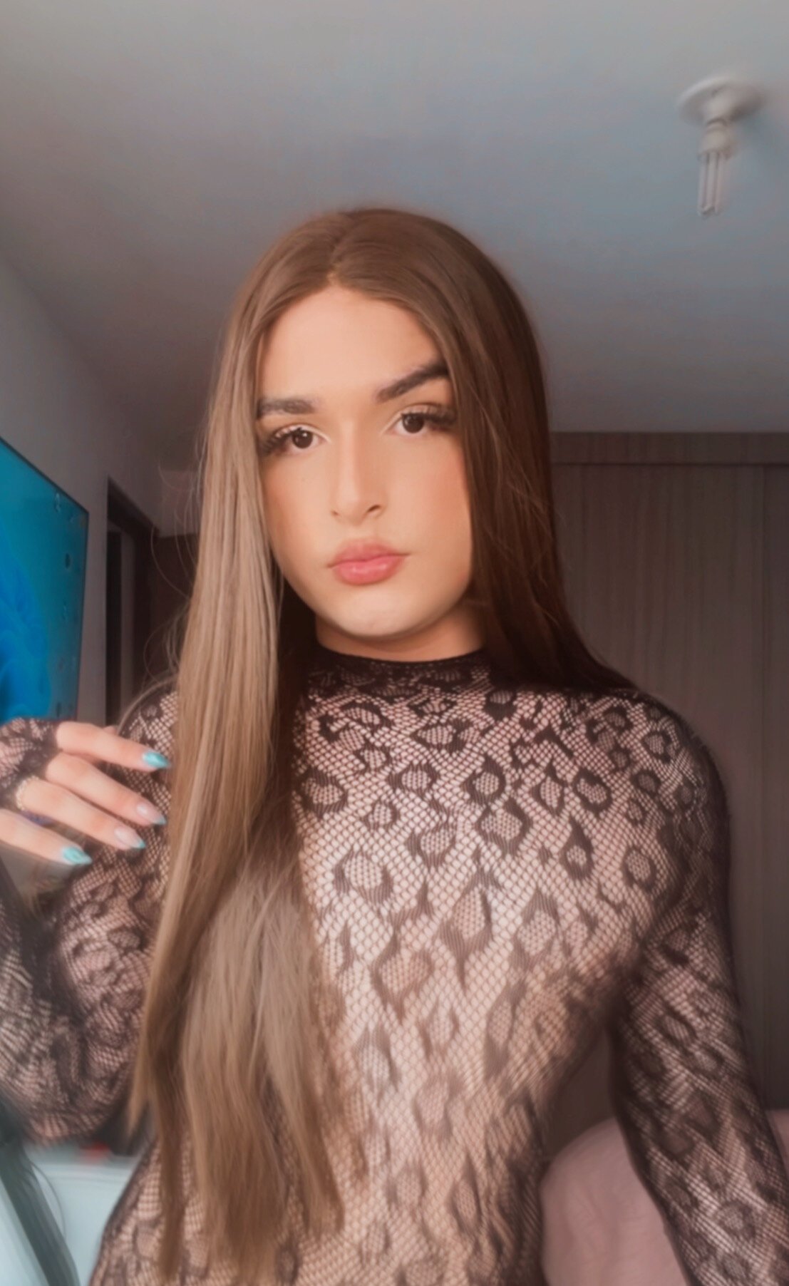 Dania_Oconor 님의 트렌드 중인 사진  5071개