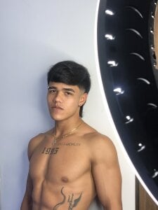 Hello, I'm very happy to be here in the present and doing what I love the most! de Rob_zaens33  2 Imagens