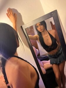 cleo__nile Public Pic 5