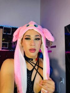 angelitasexxxhot “Playful and sexy with my cute hat 💋🎩” Pic 2