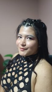 Chloe_Bennetth Public Pic