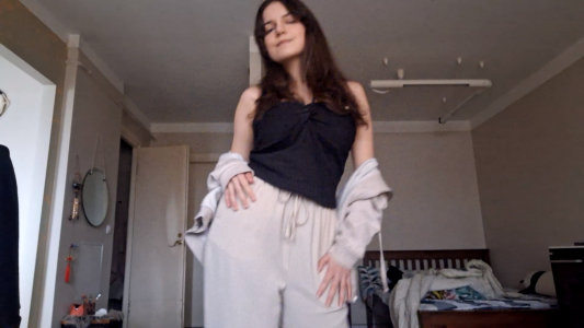 KellyKelik regular dance<3 صورة واحدة|KellyKelik regular dance<3 صورتان|KellyKelik regular dance<3  3 صور|KellyKelik regular dance<3  3 صورة