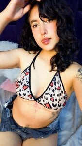 ManuelaJones_ 🌹 Kuva 2