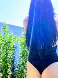 Ass Sunbathing de asialovedoll  photos