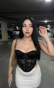 AmberGoddess_ Hello wuw Pic 2