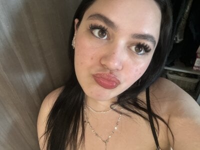 Adorable_Adri me! Pic 4