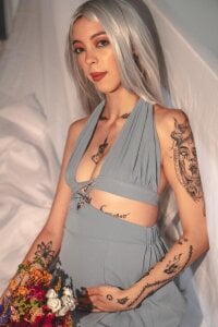 Dara_Becker01 Public Pic 6