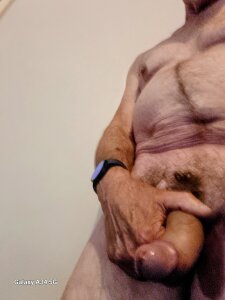 BigDaddyKris1 Public Pic 6