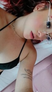 Gisselle_walker My lips miss traveling every area of ​​your body Pic 4