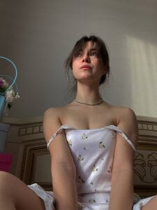 JasminDoroti good mood Pic 3