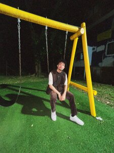 Sebastian_smith Casual Pic 3