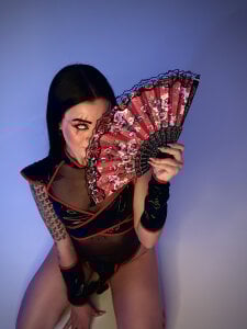 charlotte_colee Happy halloween...trick or treat 🎃 Pic 5