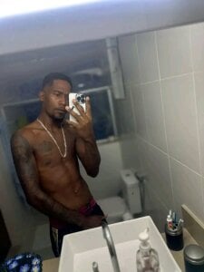 moreninho564 Public Pic 2