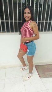Parejalatin__ very hot today Pic