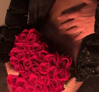 jhosepMoreno Flowers for you today. 🌹🌹🌹 slika 2