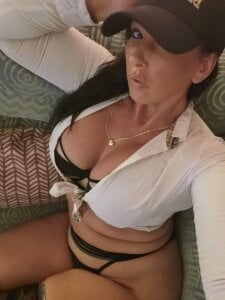 TiffanyRoxx Public Pic 4