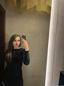 BarbiePieer Christmas tree Pic 3