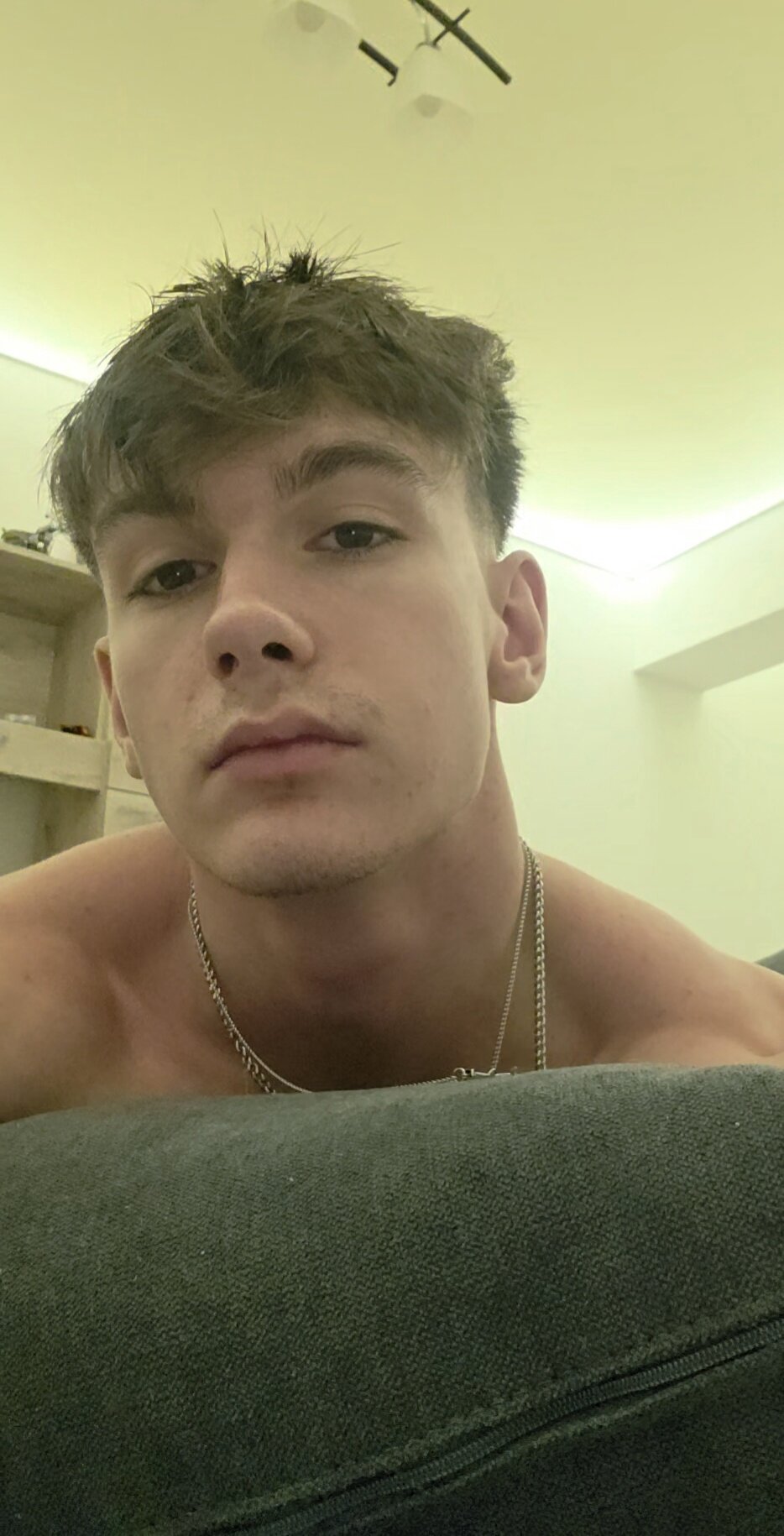 BradyFlint me and my outfits slika