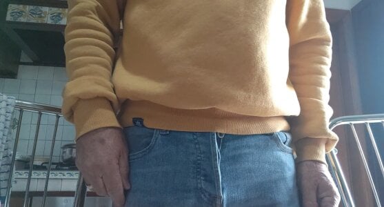 jhonschen's Inserimento molletta Sex Photo 2