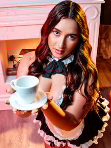 Lilly_Peach22 Maid - Halloween 2025 Pic 3