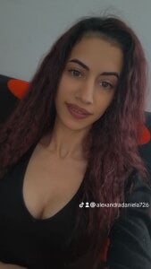 Melania1 Public Foto 2