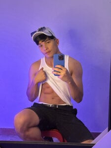 David_Nova Mirror Pic 5