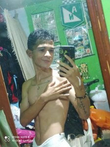 latinskinny_ Public Pic 5