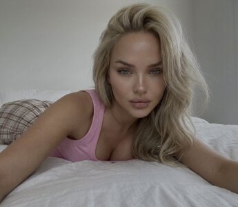 Lanakova32 Juste moi 🤍 Immagine  9