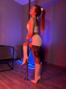 RinaFox__ Strip  2. fénykép