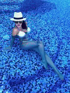 TianaPosh Public Photo 2