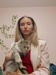 _kikiclark__ me and Fluffy ^^ Pic 2