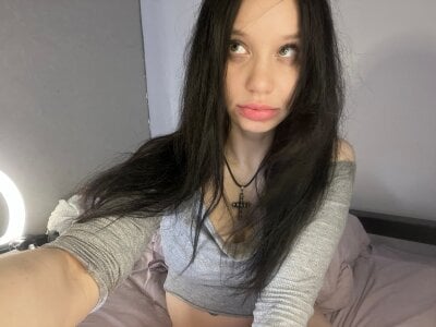 s1lent__v0iD meet some Kat Pic 4