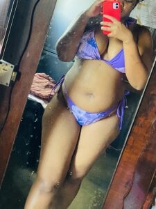 Sbusi13's Yellow Mellow chubby Sex Photo 3