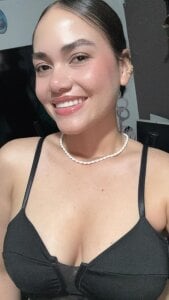 Ada_3 Pretty woman Pic