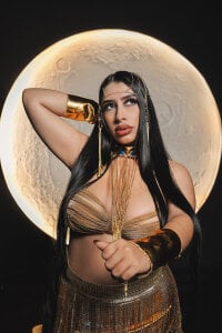 LeahLombardi_ 🪔Golden Eclipse🪔 Bilde 5