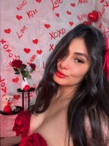 saritass_ Happy San Valentin❤  2টি ছবি