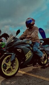 sarah_and_taylorTAYLOR 🥵 Bild